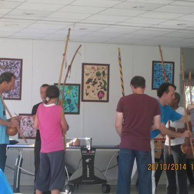 atelier berimbau avec les adultes